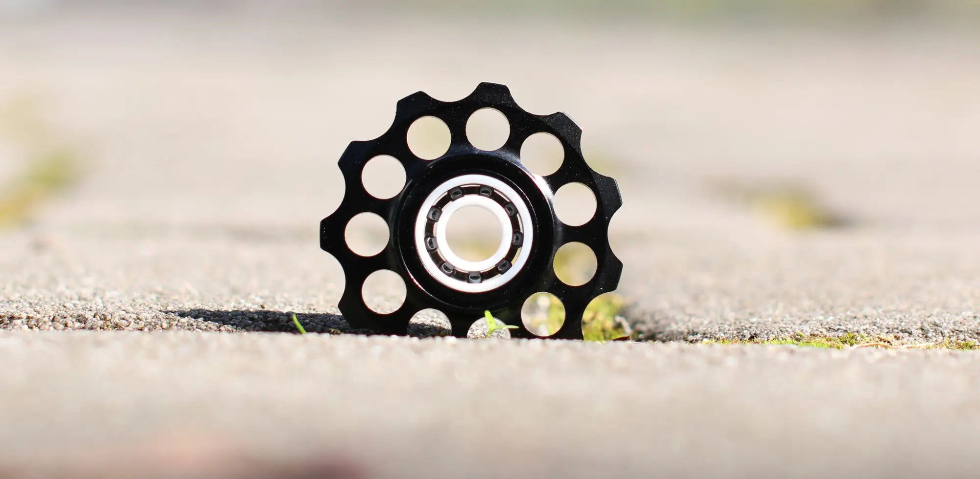 Full ceramic bearings for bicycles